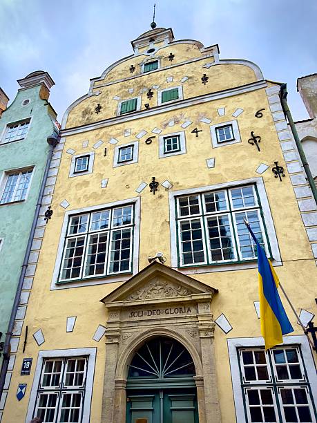 istock Old Town of Riga (Latvia) 2220220212