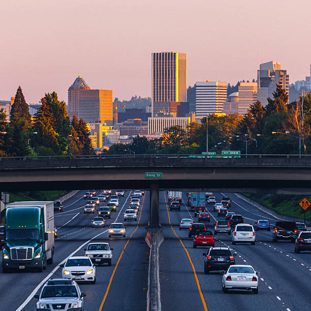 istock Sunset traffic - Portland, Oregon 2220311703
