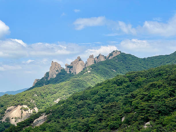 istock Weekend Hiking Seoul Mountains 2220492905
