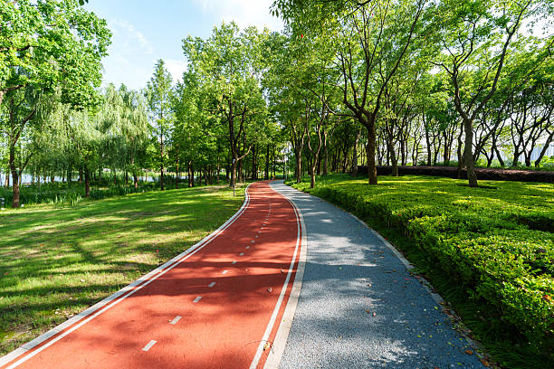 Running path in city