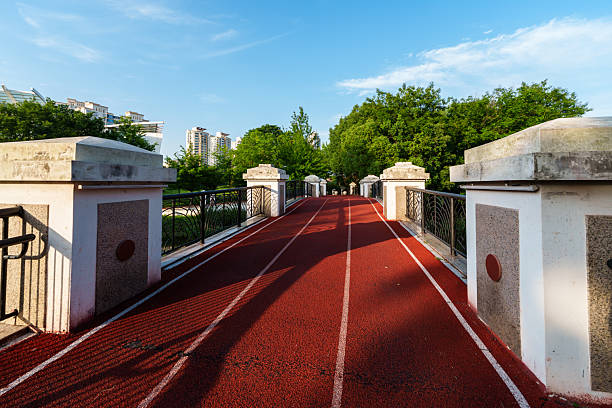 Running path in city