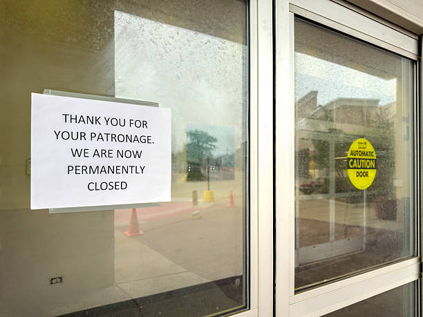 istock Out of Business 2220814724