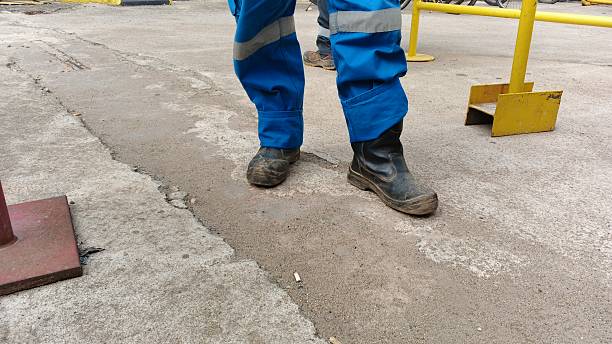 Working wearing safety shoes