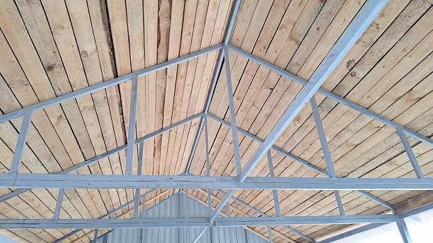 istock Wooden ceiling structure with metal trusses in geometric design 2220900399