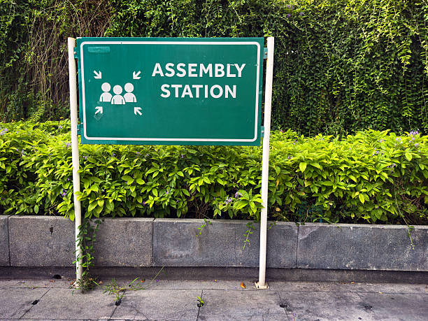 Traffic sign for the rail