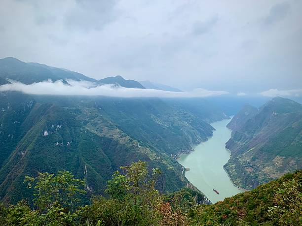 istock Wuxia Mountain and Yangtze River 2221073508