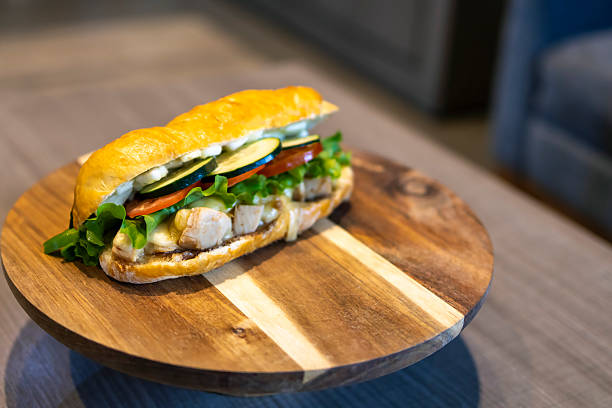 istock Baguette with chicken and vegetables 2221225020