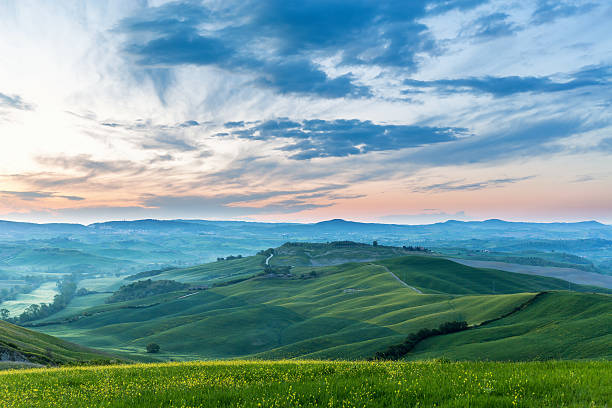 istock Landscape view of the sunrise 2221261905