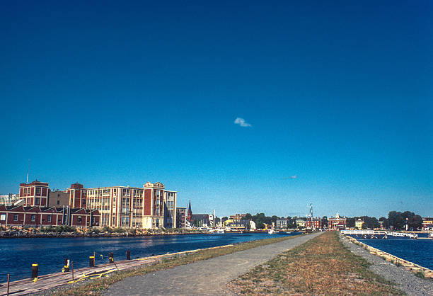 istock Salem MA Pier - 1980 2221339021
