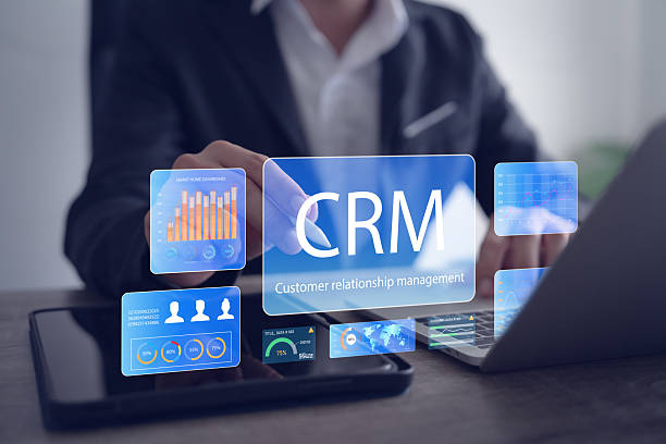 concepto de software de gestión de relaciones con el cliente de crm para ventas software de control y monitoreo de ventas con base de datos de clientes - gestión de relaciones con el cliente fotografías e imágenes de stock