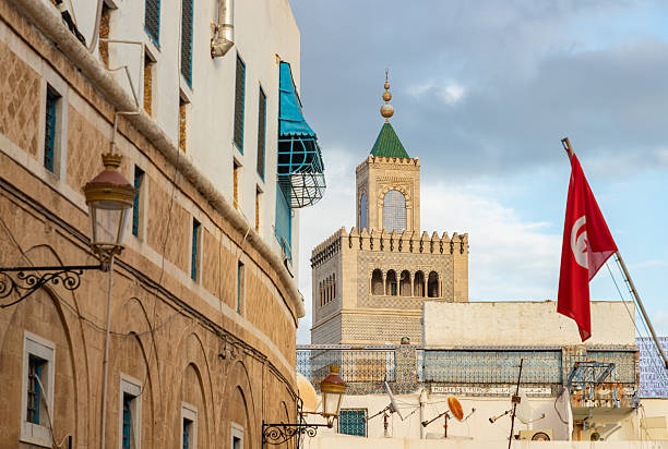 A picture of the minaret of the Al-Zaytuna Mosque as seen from afar.
