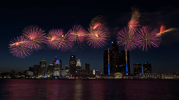 istock 2025 Detroit Fireworks 2221933306