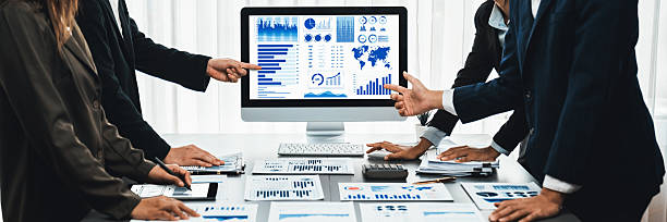 istock Analyst team utilizing BI Fintech to analyze financial report. Prodigy 2221966239