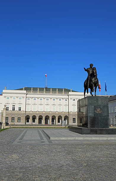 istock Presidential Palace vertical 2221967297