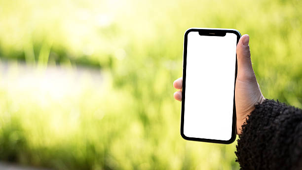 istock Mockup Cellphone outdoor 2222253554
