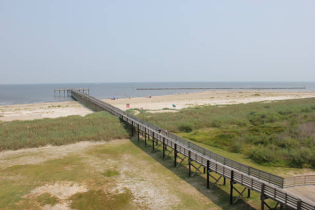 istock Grand Isle State Park - Louisiana - Pier 2222652907