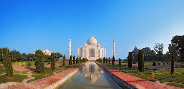 istock The Taj Mahal, Agra, Uttar Pradesh, India 2222662277