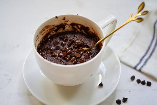 istock One minute microwave brownie 2222778130