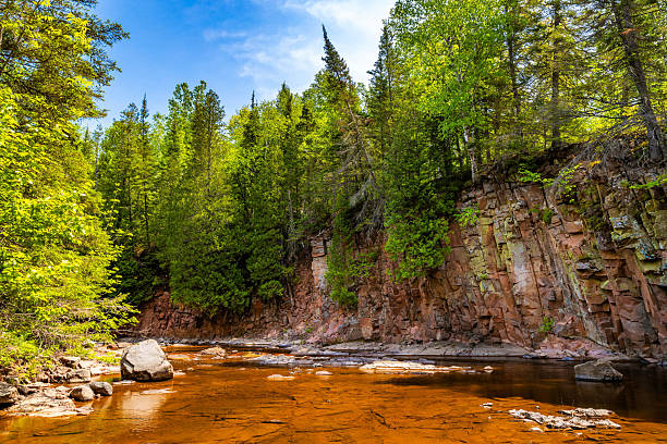 istock Scenic view of Split Rock River and rocky forest 2223150932