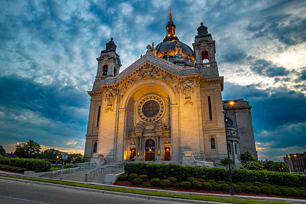 istock St. Paul Cathedral Illuminated at Night 2223153496