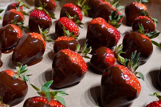 istock Valentines chocolate covered strawberries 2223251150