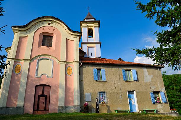 istock vendersi albera ligure italy 2223261120