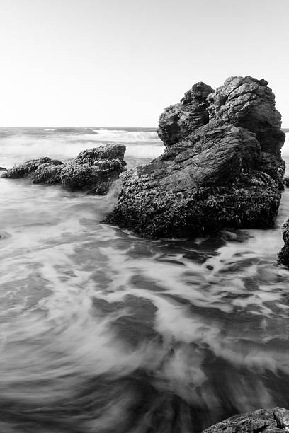 istock I want the sea between rocks 2223296324