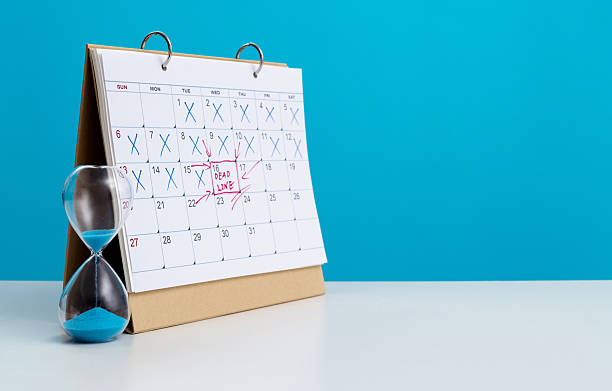 istock Calendar number 16 with word deadline 2223358806