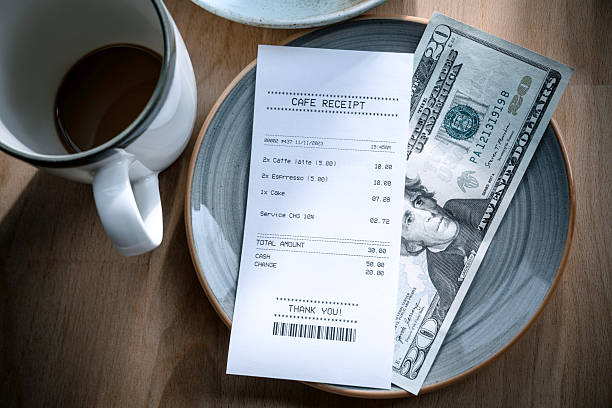 istock Leaving a tip after having coffee and cake at a cafe 2223604569
