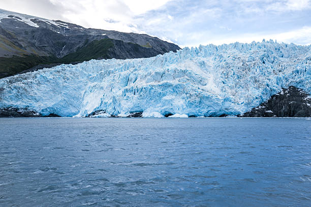 istock Large Glaciers flow into the ocean 2223645200
