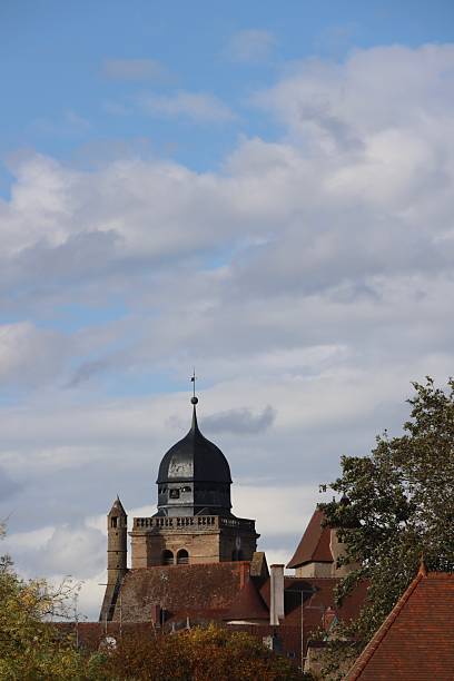 Eglise dans la vieille ville de Paray Le Monial en Bourgogne