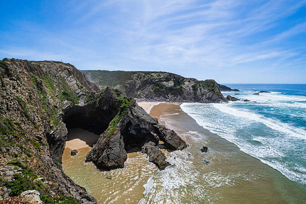 istock Rocky coastline in the west Algarve (Portugal) 2224199897