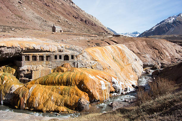 istock Puente del Inca 2224342601