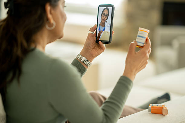 istock Seniors Telemedicine 2224401365