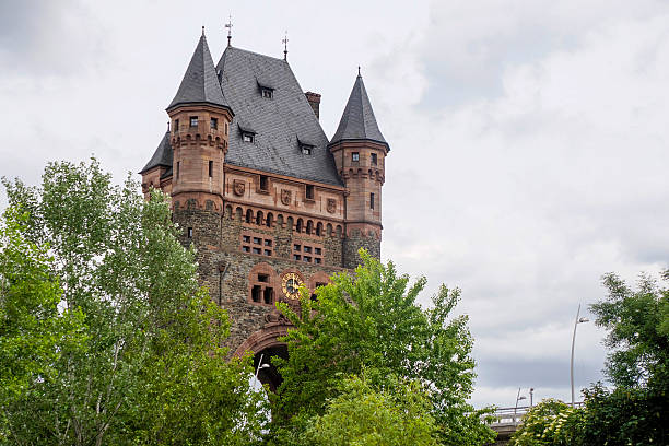 istock nibelungenturm worms rheinbrucke medieval tower 2224447308