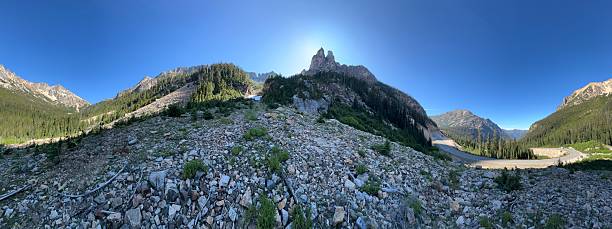 istock Liberty Bell Mountain near Washington Pass 2224462757