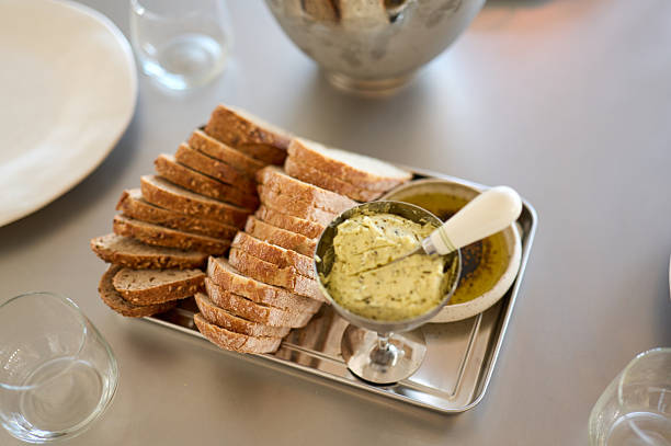 bread with garlic butter, homemade food