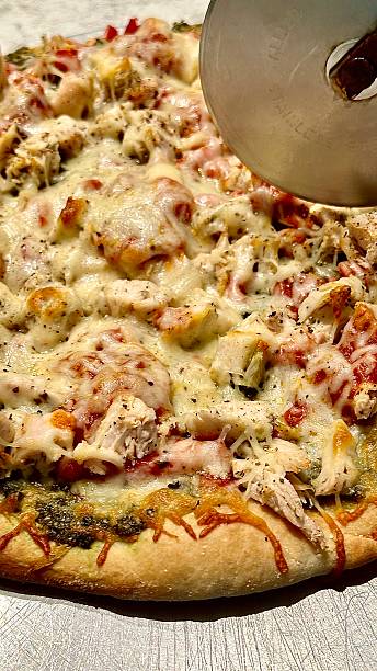 ITALIAN CHICKEN PESTO PIZZA