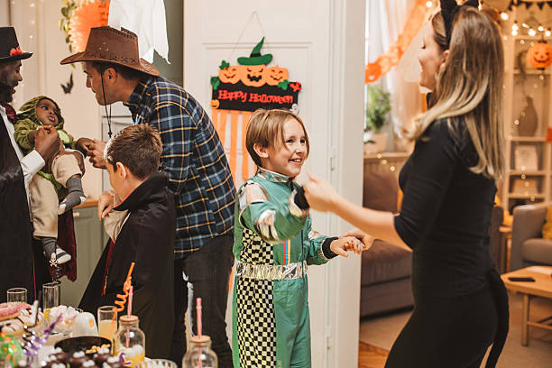 istock Halloween party at home 2224888120