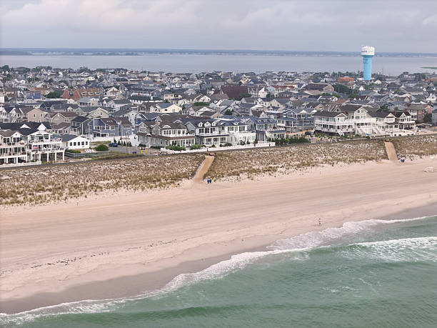 istock Island community in summer looking west 2224919664