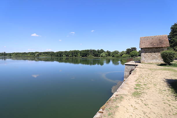 Montigny le Bretonneux - Saint-Quentin pond