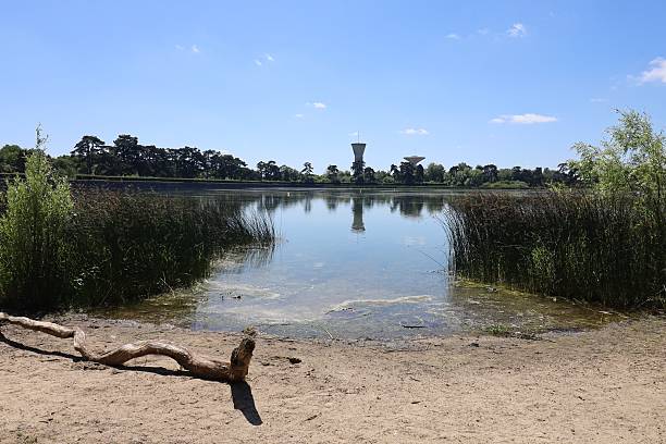 Montigny le Bretonneux - Saint-Quentin pond