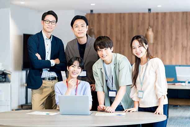 istock Business people having a meeting 2225120812