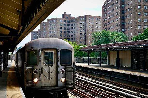 istock Bronx Subway Train and Public Housing Towers (Bronx, New York, USA) 2225153721