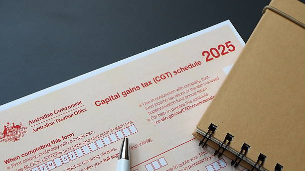 istock Australian tax form NAT 3423 2225197080