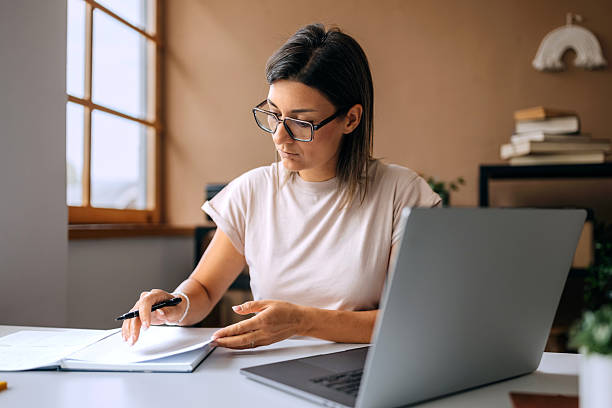 istock Woman working at office 2225215485