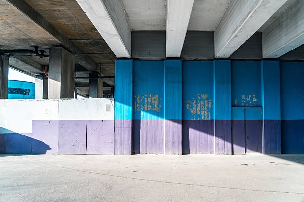 Underpass, Monochrome