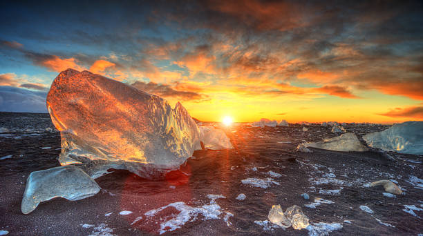 istock Beautiful sunset over famous Diamond beach, Iceland 2225387621