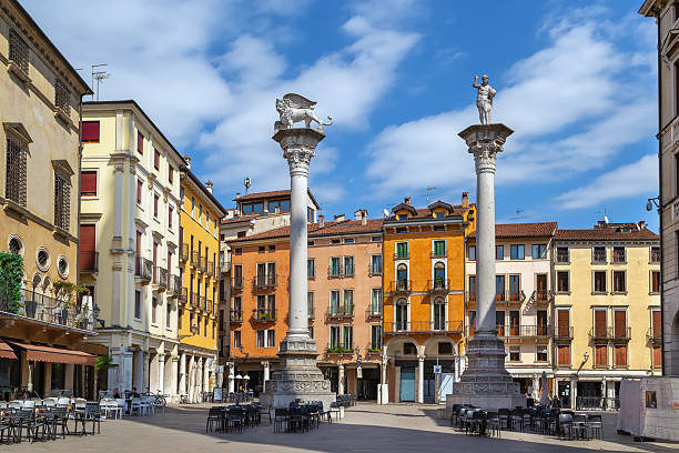 istock Piazza dei Signori, Vicenza, Italy 2225392533