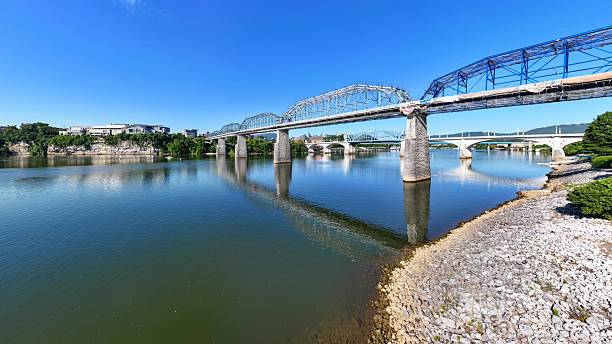 istock Tennessee River Bridges at Chattanooga 2225420803